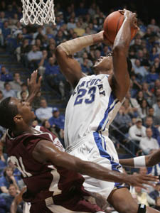 Sheray Thomas in action vs. College of Charleston (ukathletics.com)